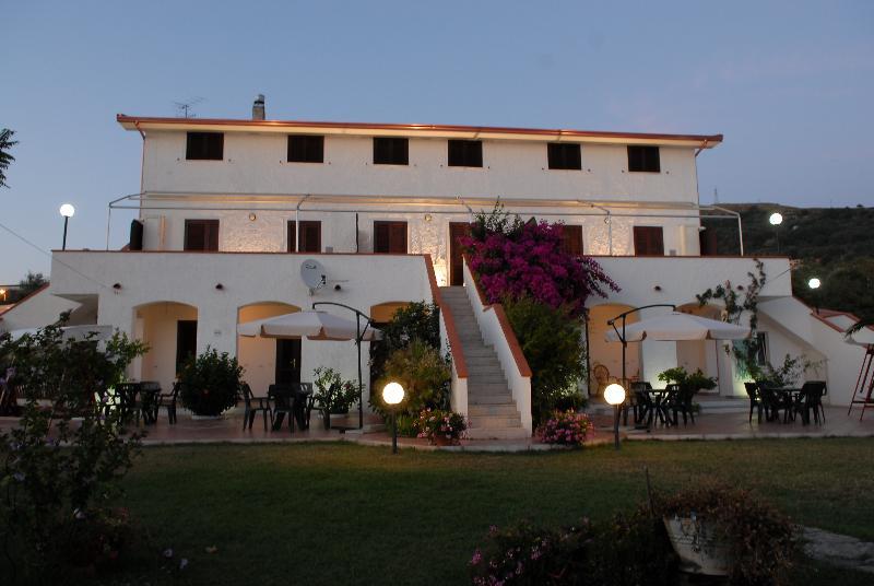 Villa Catalano Paola Eksteriør bilde